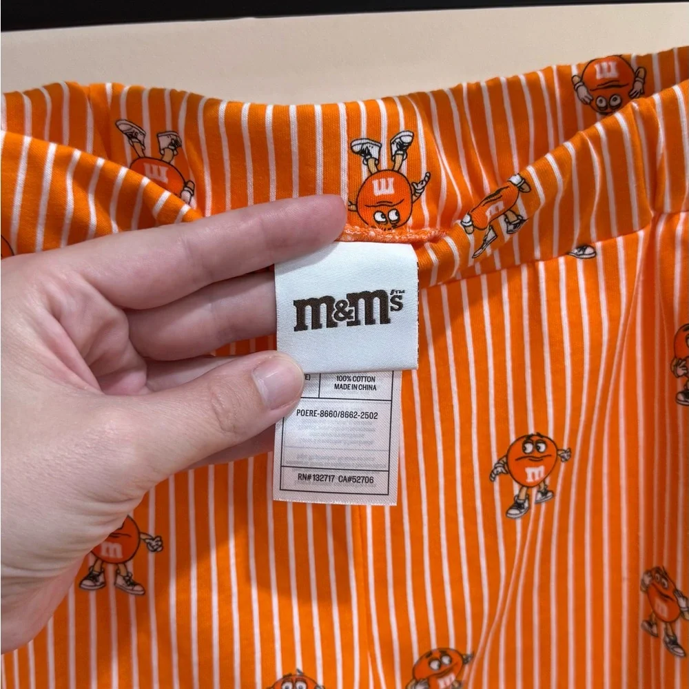 M&M’s Orange Matching Set — NWT 🍊